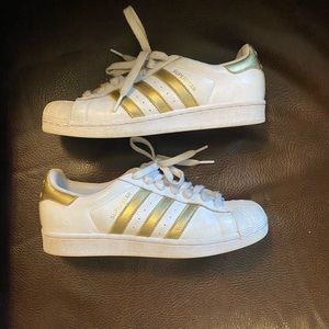 Adidas superstar gold stripe
